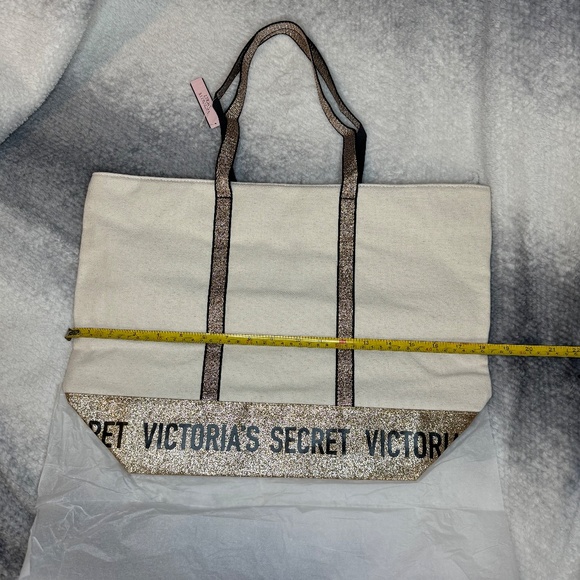Victoria's Secret Tote Bag - Picture 2 of 7